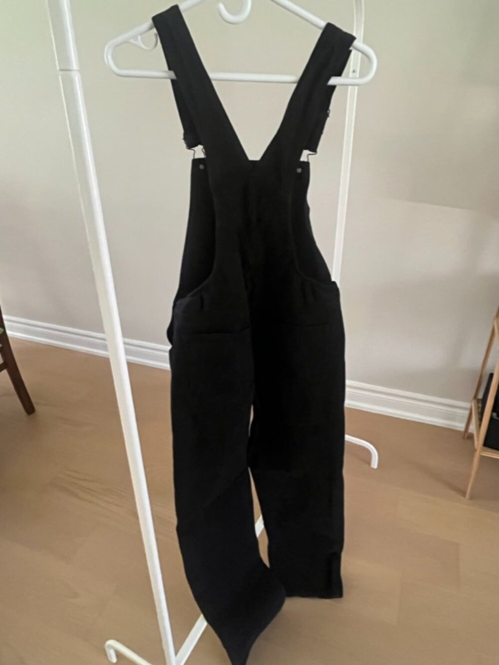 Brandy Melville Black Denim Hayley Straight Leg Classic Overalls OS - Picture 5 of 6